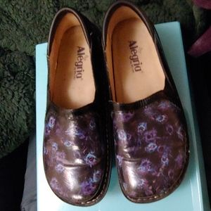 Alegria shoes size 39